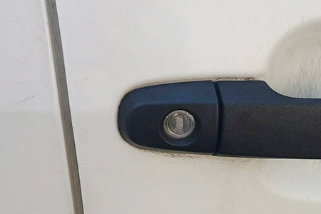 車のドアの鍵