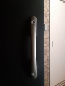 玄関ドアの鍵
