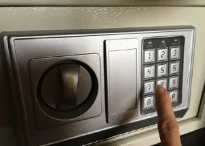 テンキー式金庫