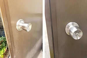玄関のドアノブ