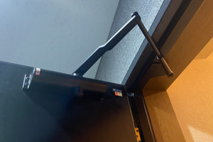 修理後のドアクローザー