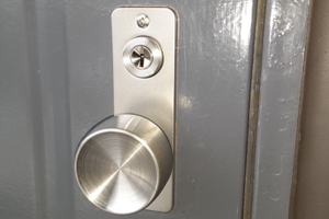 WESTの916に取り替えた玄関ドア