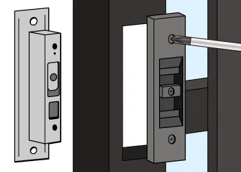 室内側の上下のネジを外して、内部化粧座と内部錠ケースを取り外す