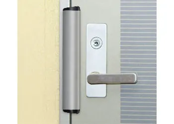 ガードプレート